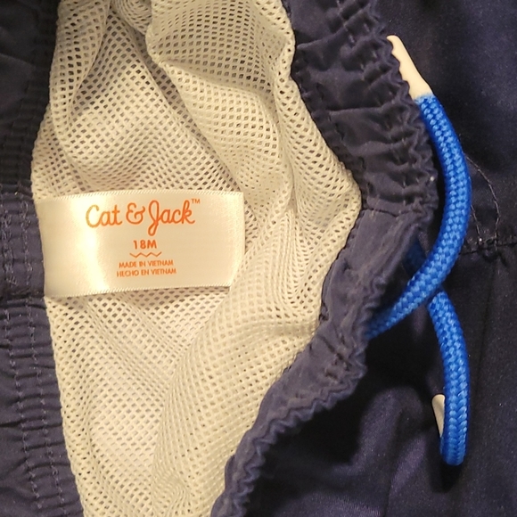 18 months shorts and swim trunks - Picture 3 of 4